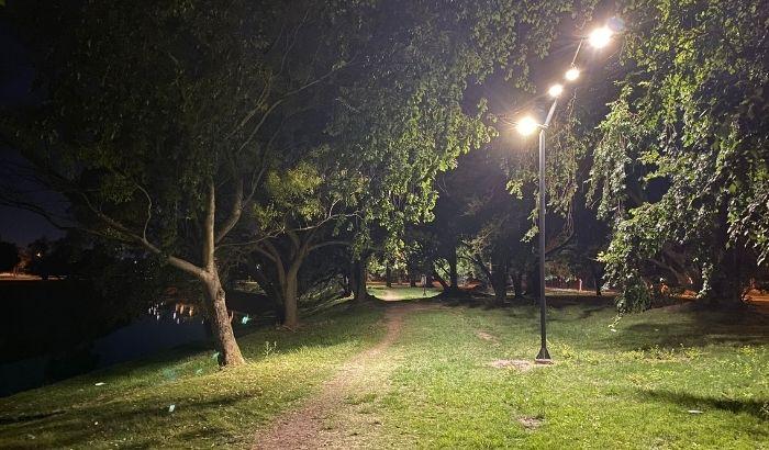 Parque lineal del arroyo Miguelete más iluminado